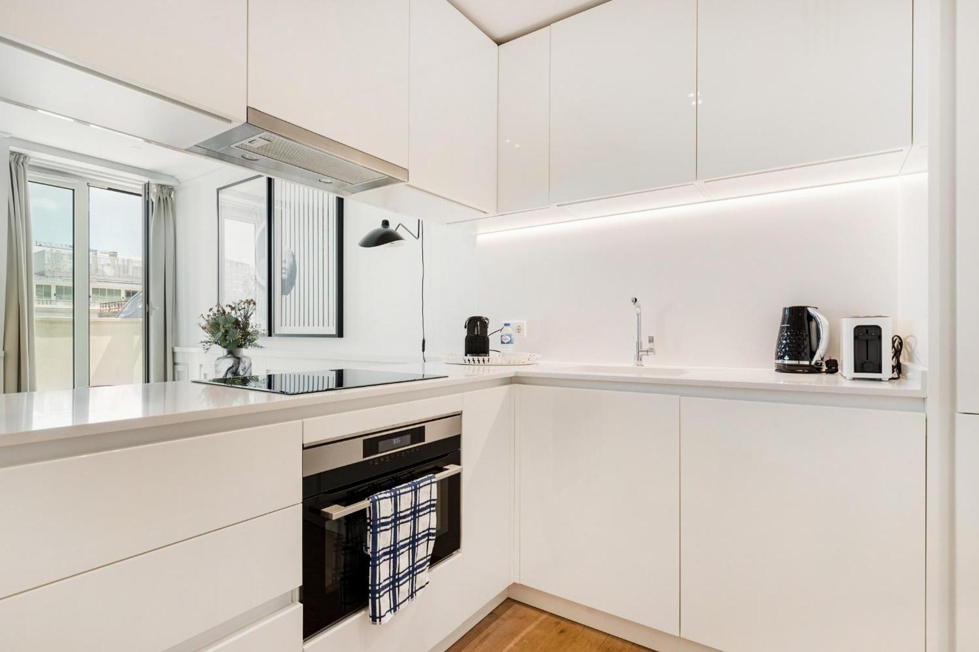 Ave Liberdade Restauradores Deluxe * Lissabon